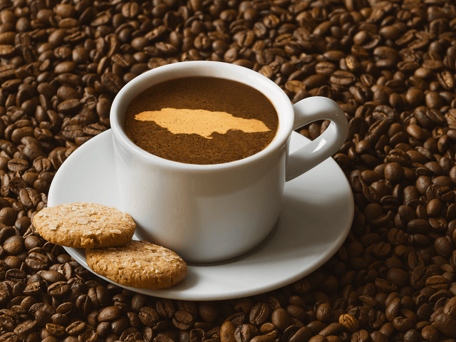 Jamajská káva v šálke